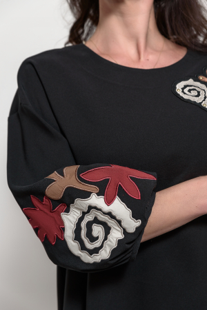 Rochie marime mare cu broderie stilizata [5]