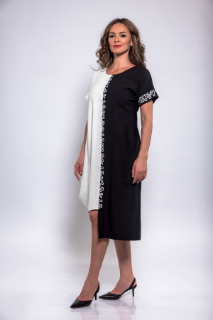 Broderii - Rochie din vascoza cu broderie deosebita