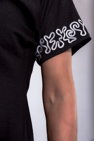 Rochie din vascoza cu broderie deosebita [3]