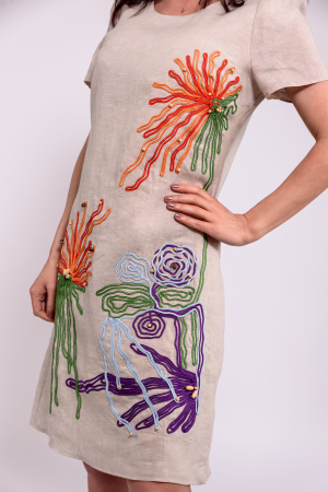Rochie in maneca scurta_nisip cu aplicatii multicolore din snur [4]