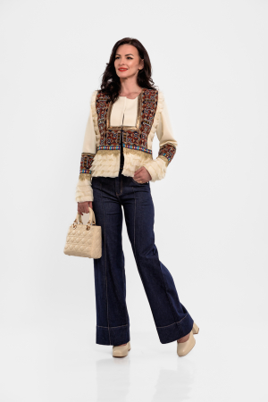 Sacou Effect crem cu broderie decorativa si volanase [1]