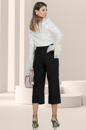 Bluza Effect eleganta crem cu volanase si buline mari satinate [1]