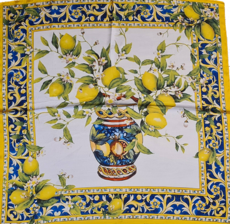 Esarfa cu lamai 70/70 - un strop de lux italian pe care îl porți oriunde [1]