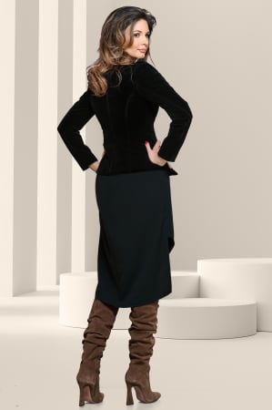 Jacheta Effect din catifea neagra cu snur auriu [1]