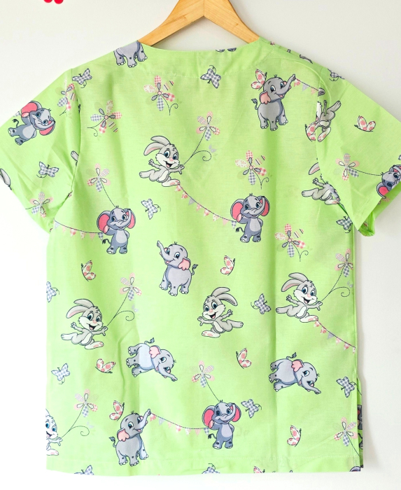 Bluza bumbac Elefantei si Iepurasi fond verde [2]