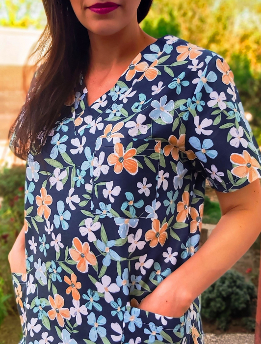 Bluza Bumbac Flori Bleu Si Albe Fond Albastru [4]