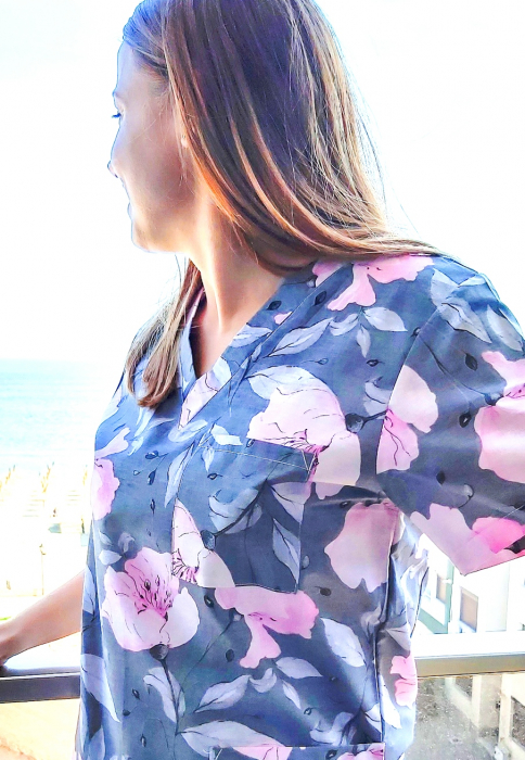 Bluza Bumbac Flori Roz Fond Gri [2]