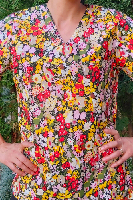 Bluza Bumbac Gradina Cu Flori Rosii [5]