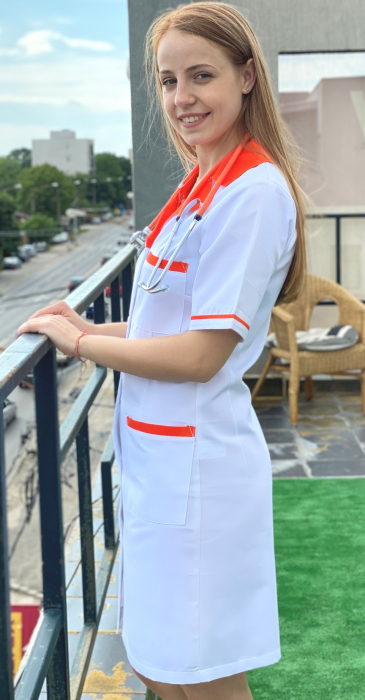 Halat alb lung, guler portocaliu [3]