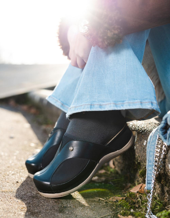 SABOTI MEDICALI DAMA PENTRU MONTURI, NEGRI [5]