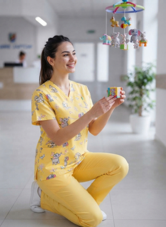 bluza-bumbac-elefantei-si-iepurasi-fond-galben [3]