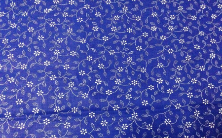 Bluza bumbac floricele mici fond albastru [6]