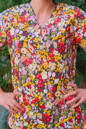 Bluza Bumbac Gradina Cu Flori Rosii [4]