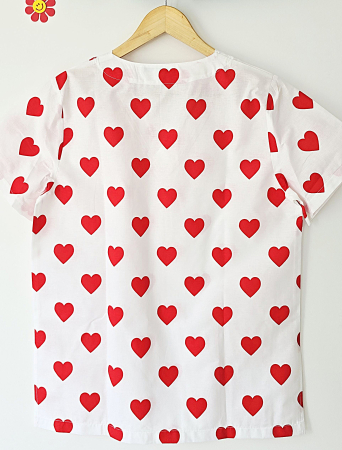 bluza-bumbac-inimioare-mari-rosii-fond-alb [1]
