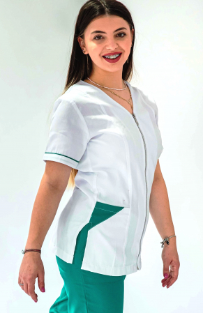 Halate medicale cu fermoar - HALAT ALB CU FERMOAR SI TRIUNGHI VERDE SMARALD