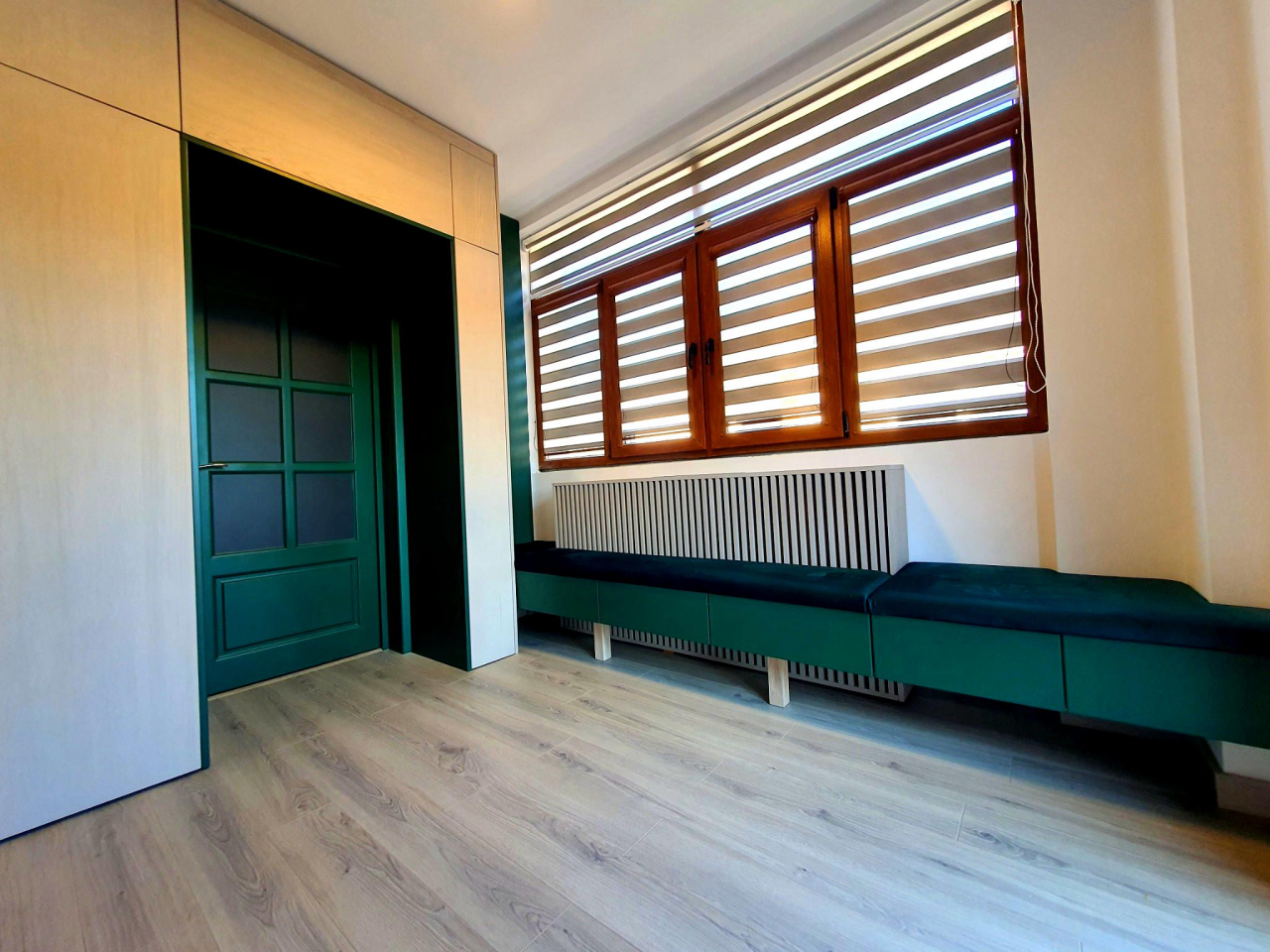 Un Spațiu de Locuit Modern și Elegant [7]