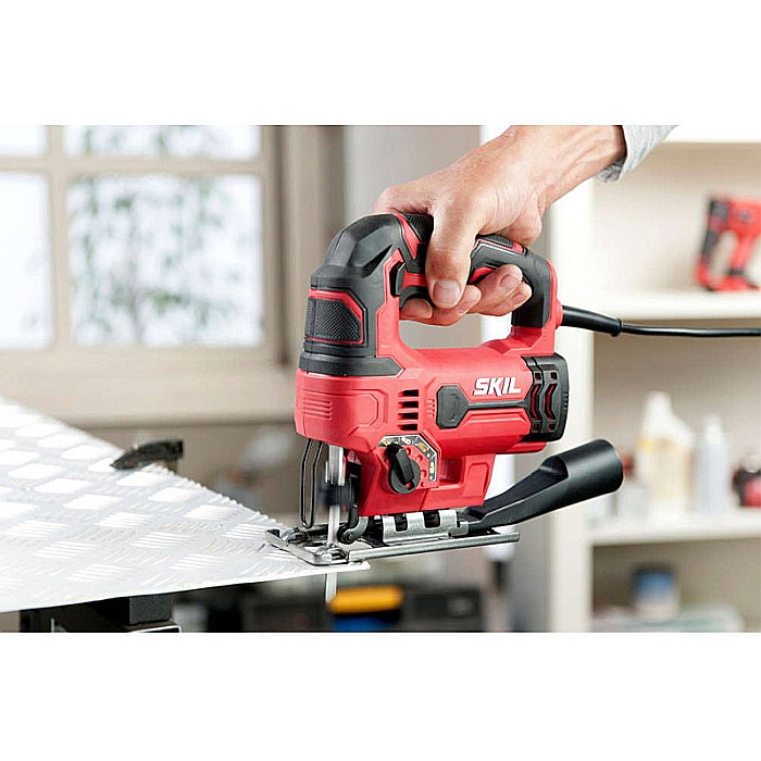 FIERASTRAU PENDULAR 550W 3000CPM + 2 PANZE 4530 AA SKIL [13]