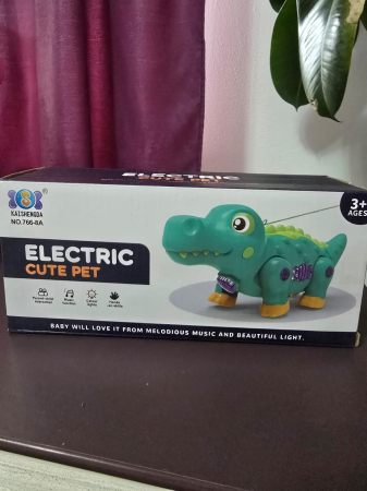JUCARII FETE - crocodil electric