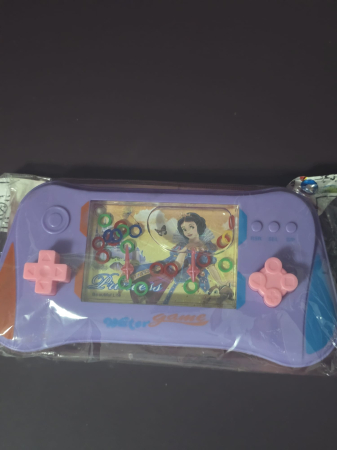 JUCARII FETE - joc acvatic