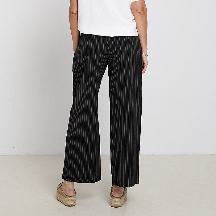 Pantaloni Negru Cu Dungi [4]