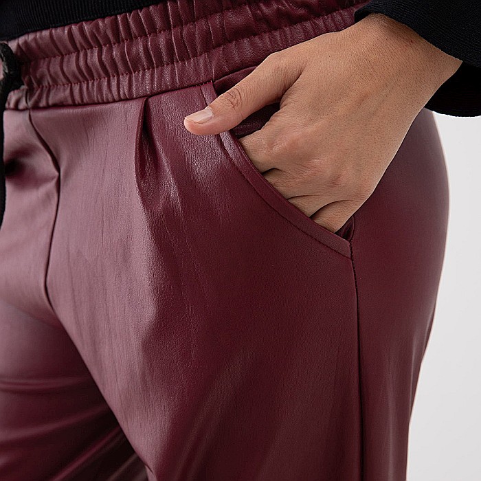 Pantaloni Bordeaux Jogger Cu Efect De Piele [2]