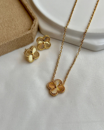 COLECȚIA BIJUTERII FLORI ALHAMBRA - Set Colier Și Cercei Floare Gold