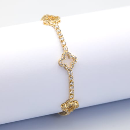 NOUTĂȚI - Brățară Alhambra Cu Flori Luxury Shine