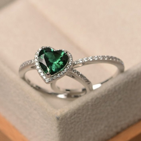 NOUTĂȚI - Inel Strălucitor Pandora Style Green Emerald