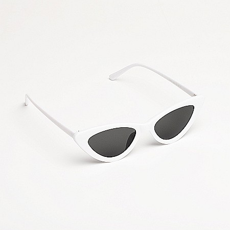 Ochelari De Soare Cat-Eye Cu Ramă Albă [1]