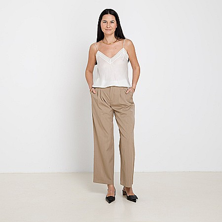 OUTLET - Pantaloni Bej Cu Dungi
