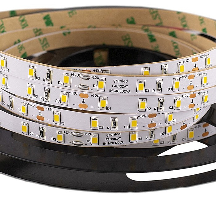 Banda LED 12VDC 24W - 50 000 ore, Rola: 5m SMD2835 60led/m, IP20, LED Market, 3000K lumina calda [2]