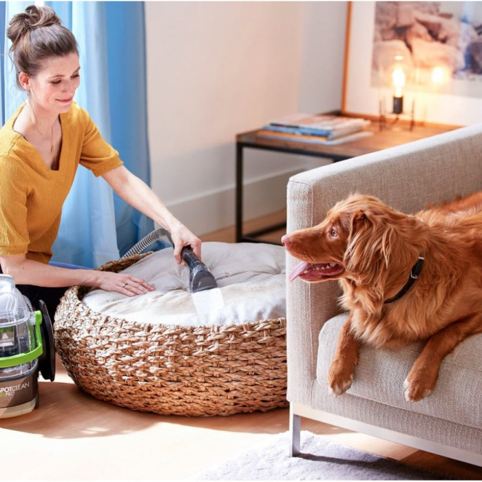 Aspirator cu spalare pentru covoare si tapiterii Bissell Spot Clean PET PRO,conceput pentru indepartarea parului de animale, design compact, 750W, 15585, negru/verde - GRAD B [3]