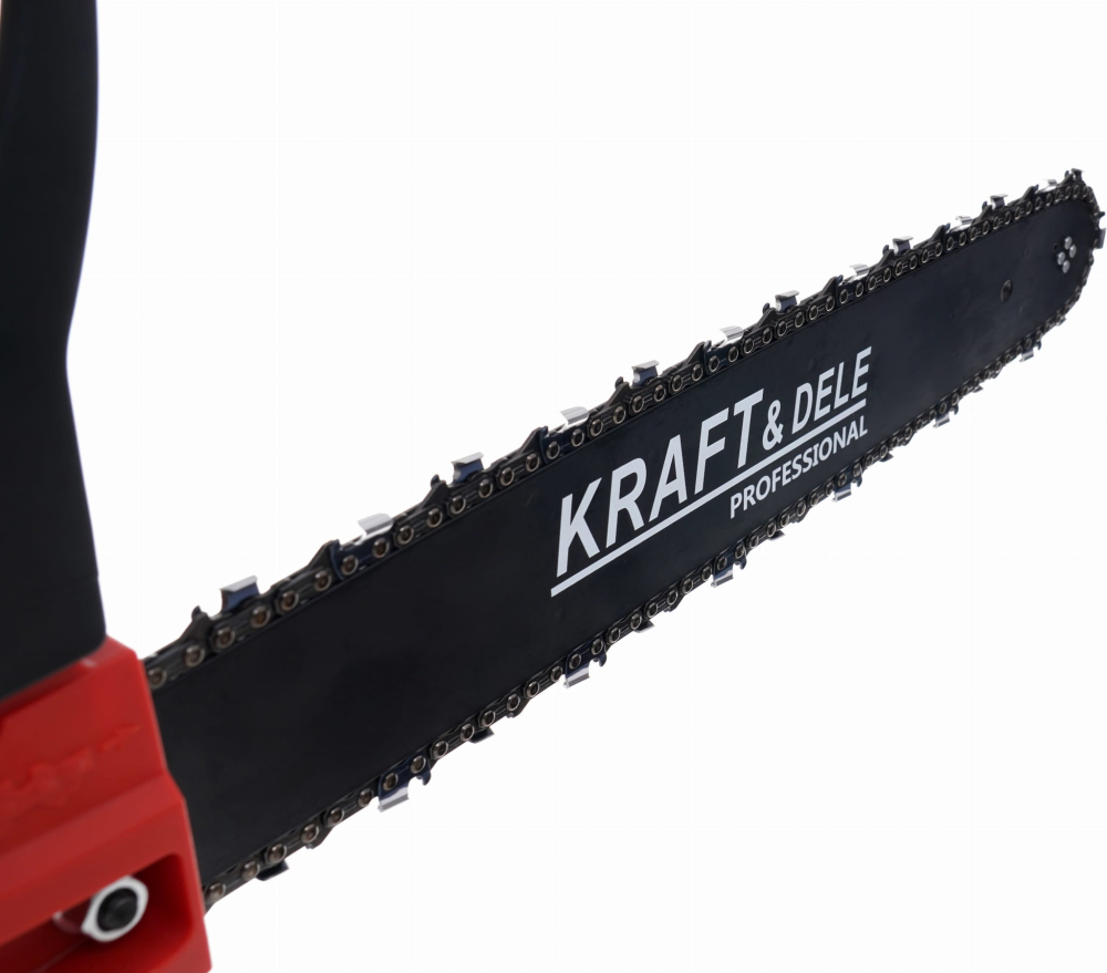 Drujbă pe benzină, Putere 5.2 CP, Lungime lamă 45 cm, Motor 2 timpi [3]