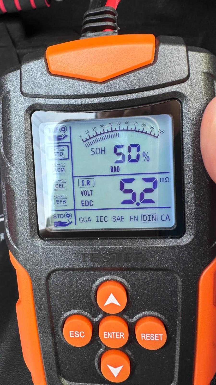 Tester de baterie auto 12V/24V, 100-2000 CCA 2Ah-220 Ah, analizor digital baterie pentru masini, camioane, motociclete, SUV-uri, barci [9]