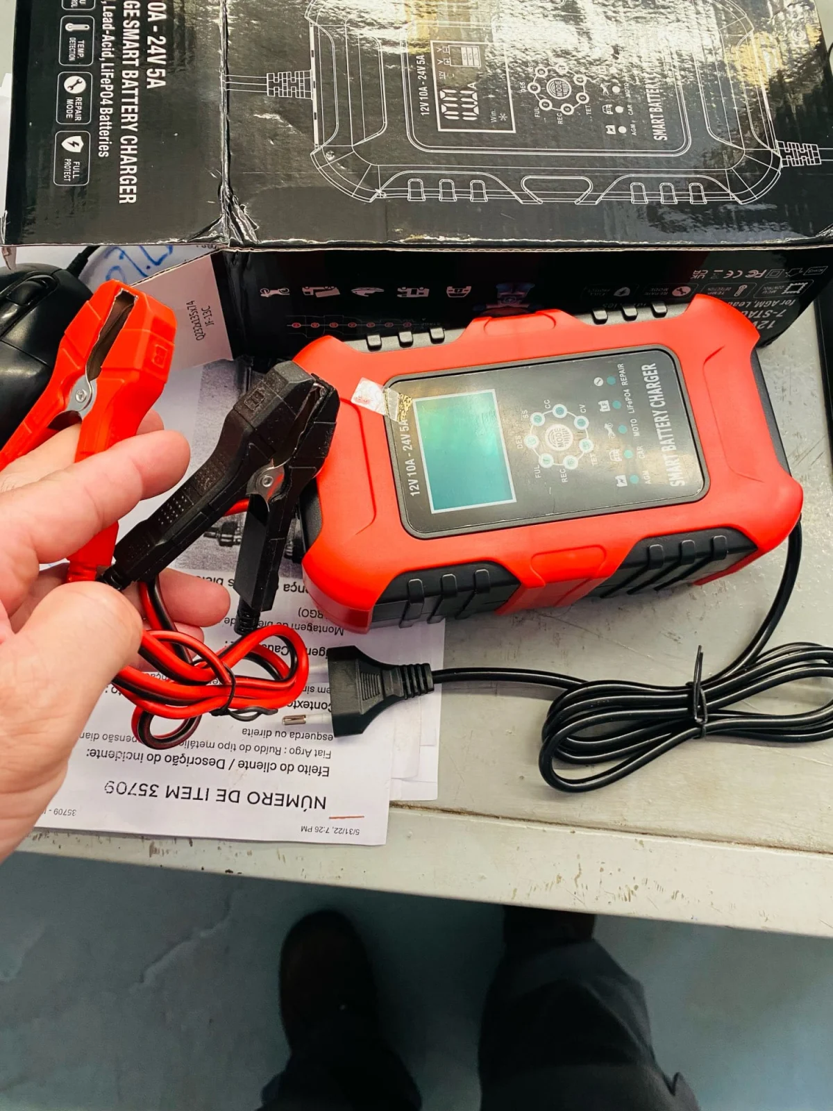 Redresor Auto,cu incarcare rapida si functie de reparare/desulfatare, 12-24V, 10A, Pb-acid, AGM, EFB, LiFePO40 [7]