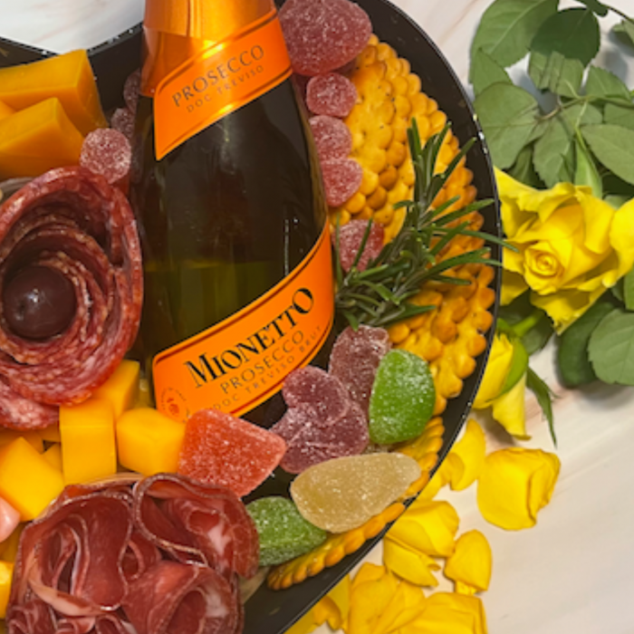Charcuterie Heart Box [2]