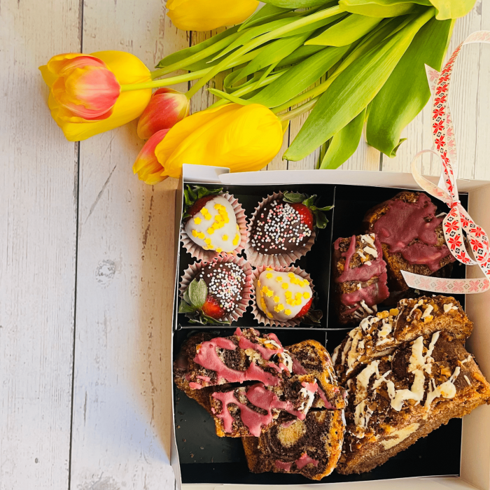 Chec box vegan (de post) cu căpșuni glasate [3]
