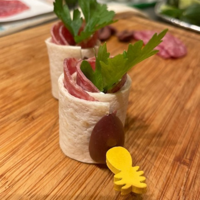 platou rece aperitive rulouri [4]