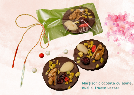 Căpșuni glasate în ciocolată - Armonie Ciocolată: deliciu artizanal decorat cu nuci, alune și fructe uscate