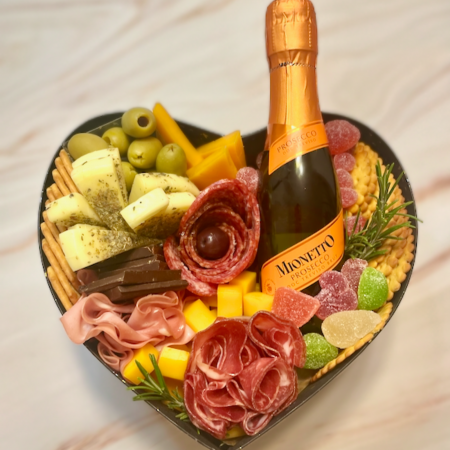 Platouri speciale - Charcuterie Heart Box