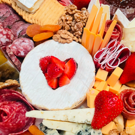 Charcuterie Deluxe Box [1]