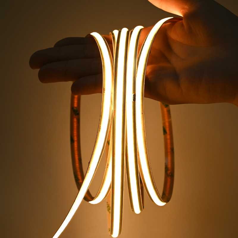 Banda led lumina calda [2]