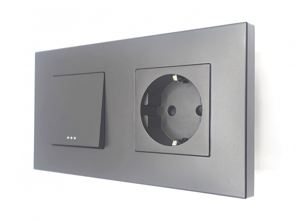 Intrerupator mecanic + priza 2 doze configurabil cu rama de plastic (simplu, cap scar/cruce, priza cu wifi, etc). [1]