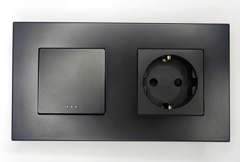 Intrerupator mecanic + priza 2 doze configurabil cu rama de plastic (simplu, cap scar/cruce, priza cu wifi, etc). [2]