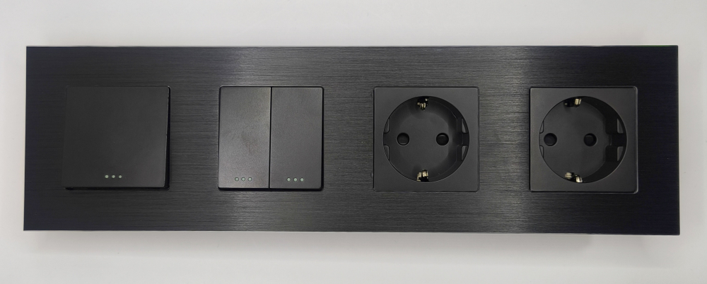 Intrerupator mecanic + priza 4 doze configurabil cu rama de aluminiu (simplu, cap scar/cruce, priza cu wifi, etc). [2]