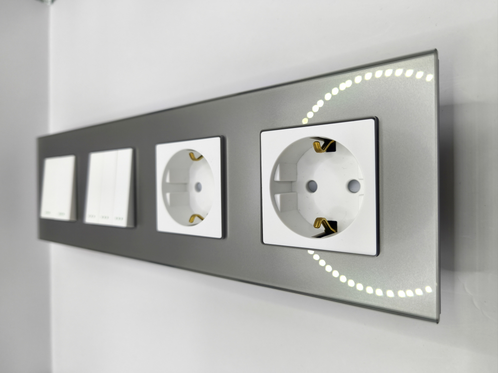 Intrerupator mecanic + priza 4 doze configurabil cu rama de sticla (simple, cap scar/cruce, prize cu wifi, etc) [5]