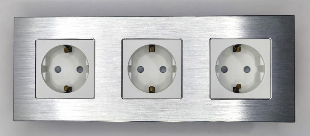 Priza tripla configurabila 3 doze cu rama din aluminiu (simple, USB, Wifi, etc.) [2]