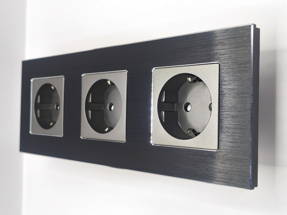 Priza tripla configurabila 3 doze cu rama din aluminiu (simple, USB, Wifi, etc.) [3]