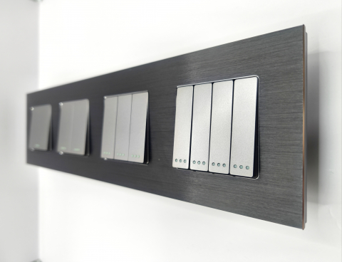 Intrerupator mecanic 4 doze configurabil cu rama de aluminiu (simplu, dublu, triplu, cvadruplu, cap/scara, cruce) [2]