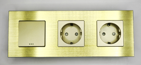 Intrerupator mecanic + priza 3 doze configurabil cu rama de aluminiu (simplu, cap scar/cruce, priza cu wifi, etc) [1]